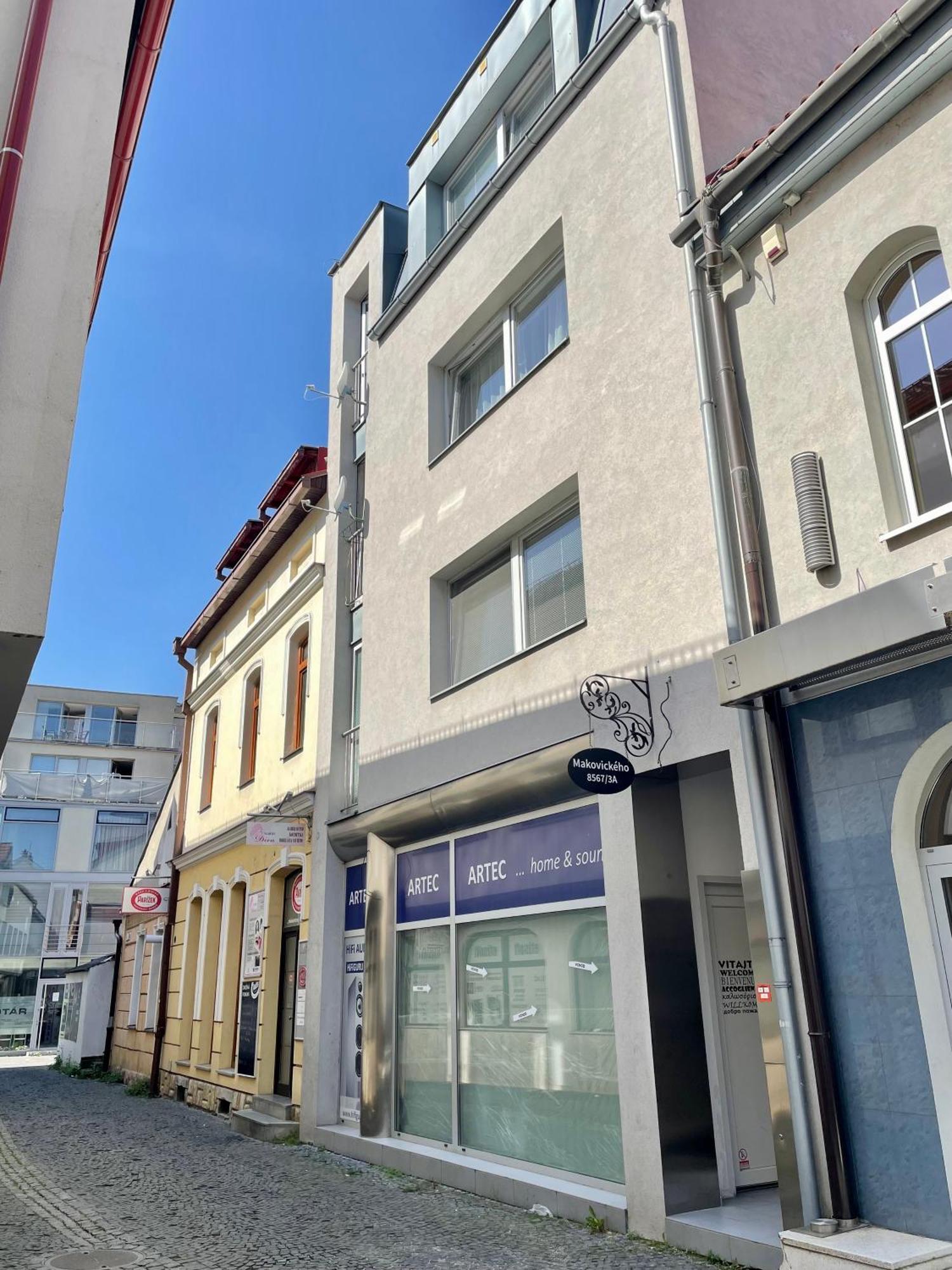 Zara Luxury Apartments The Absolute Center Of Žilina Buitenkant foto