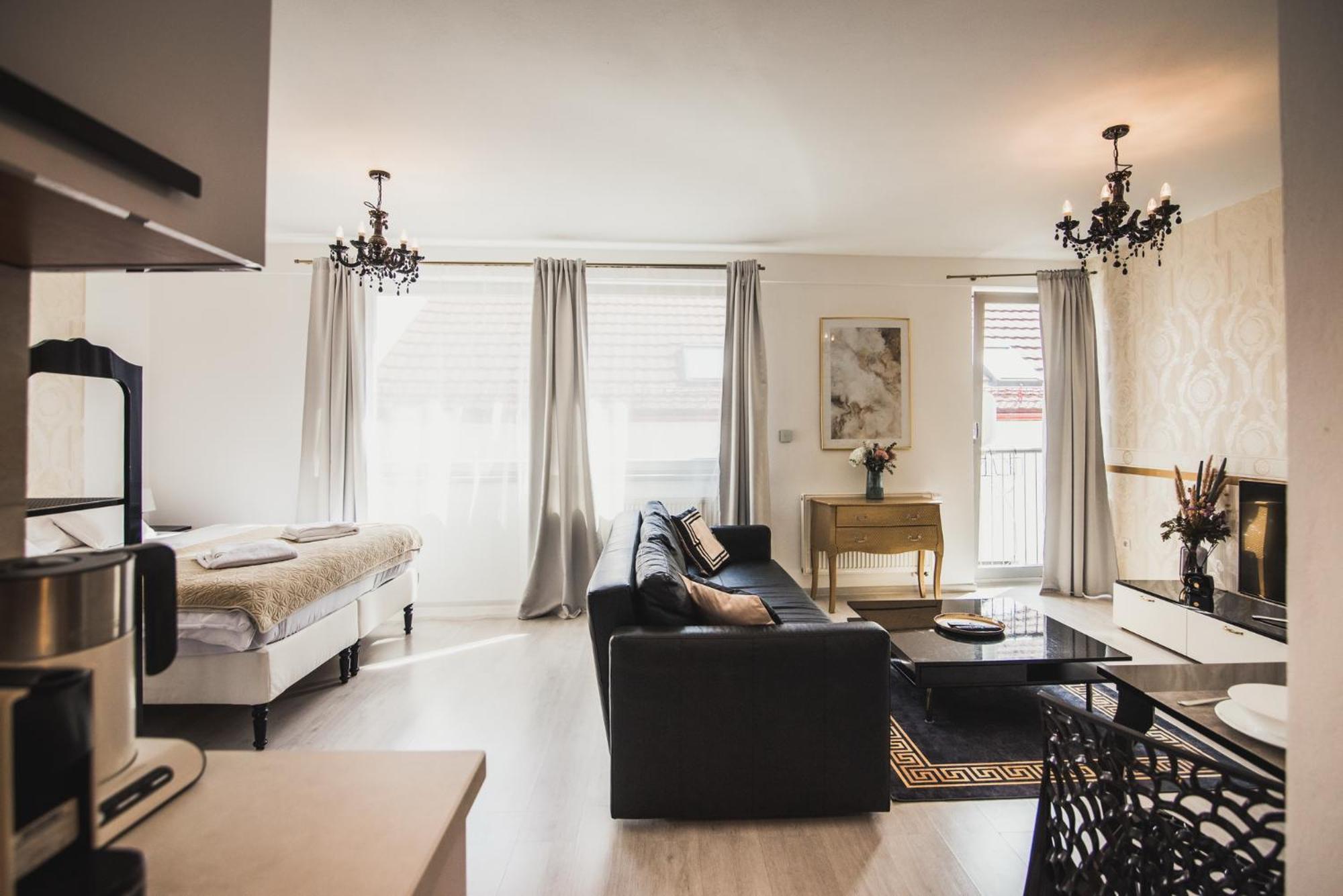 Zara Luxury Apartments The Absolute Center Of Žilina Buitenkant foto