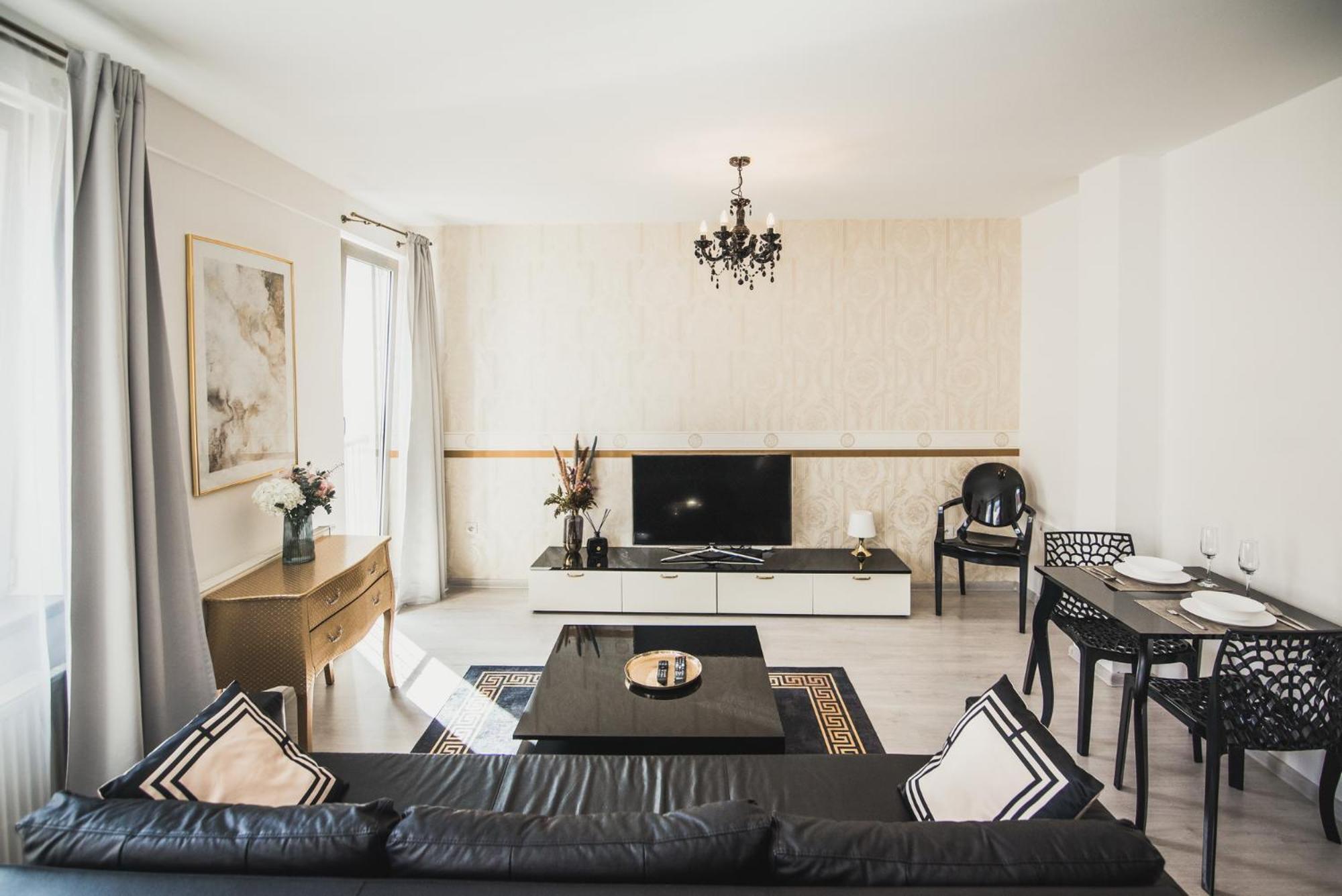 Zara Luxury Apartments The Absolute Center Of Žilina Buitenkant foto